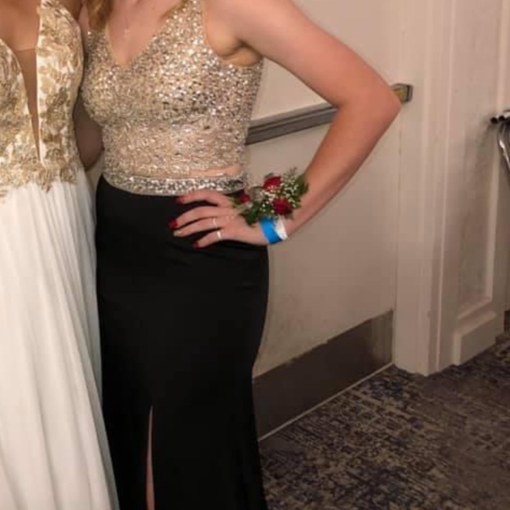 2 PIECE PROM DRESS - Picture 8 of 9